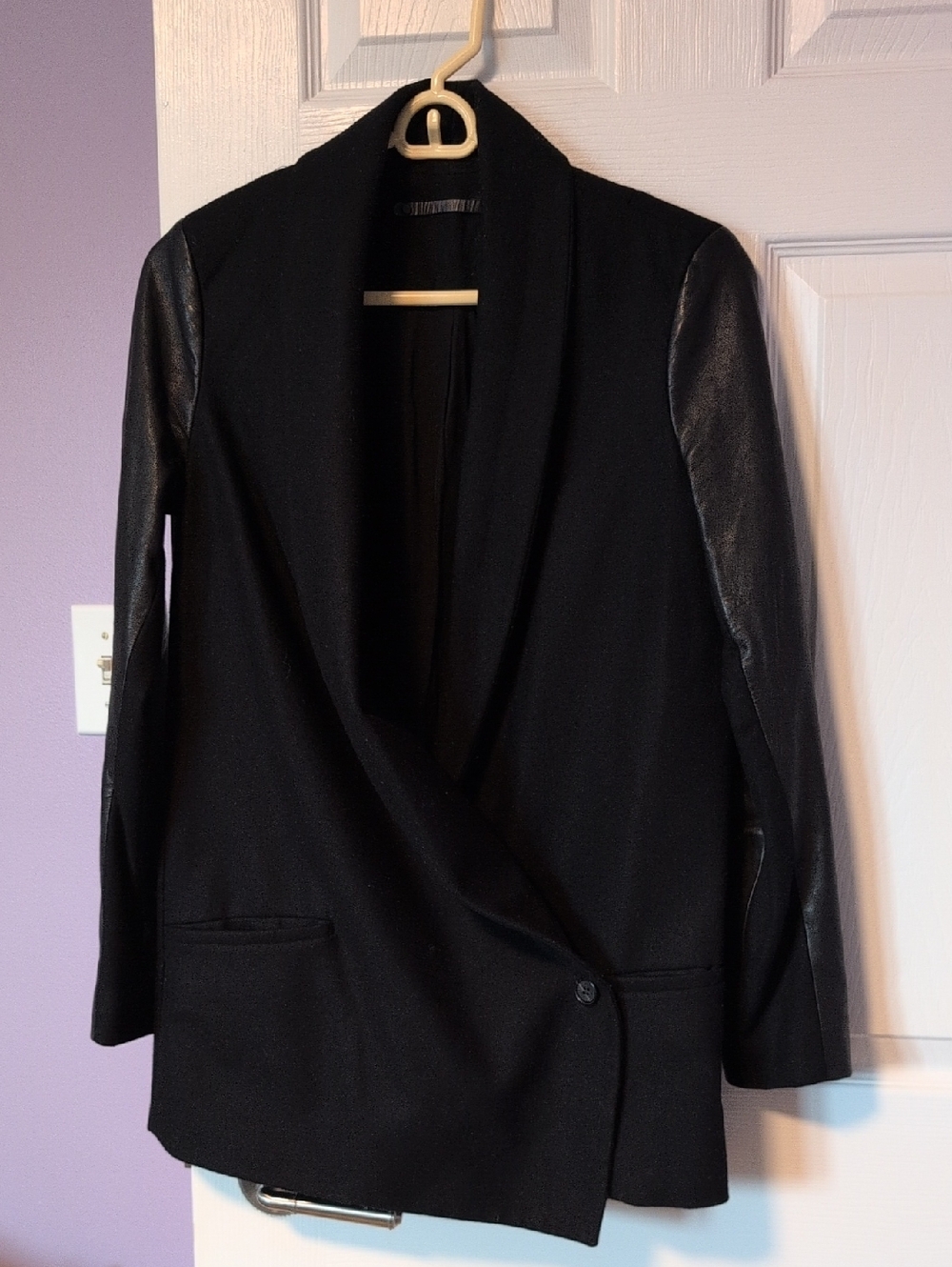 EUC s.4 AllSaints Black Blazer with Leather Sleeves